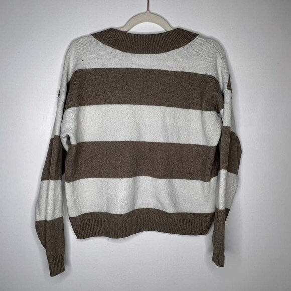 Hollister Women’s Striped Sweater – Size XS – Brown & Cream - Picture 3 of 4